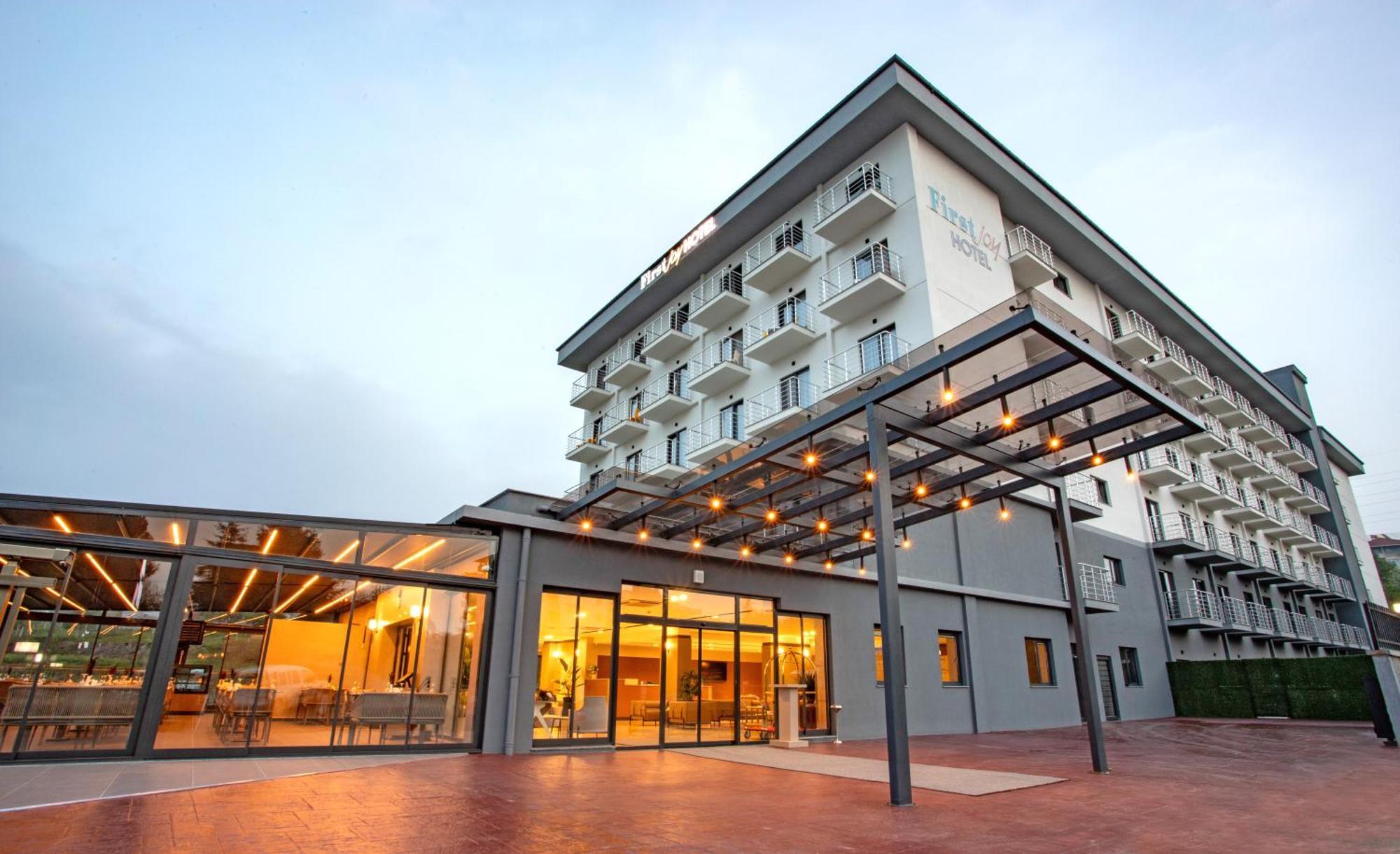 First Joy Hotel 特拉布宗 外观 照片