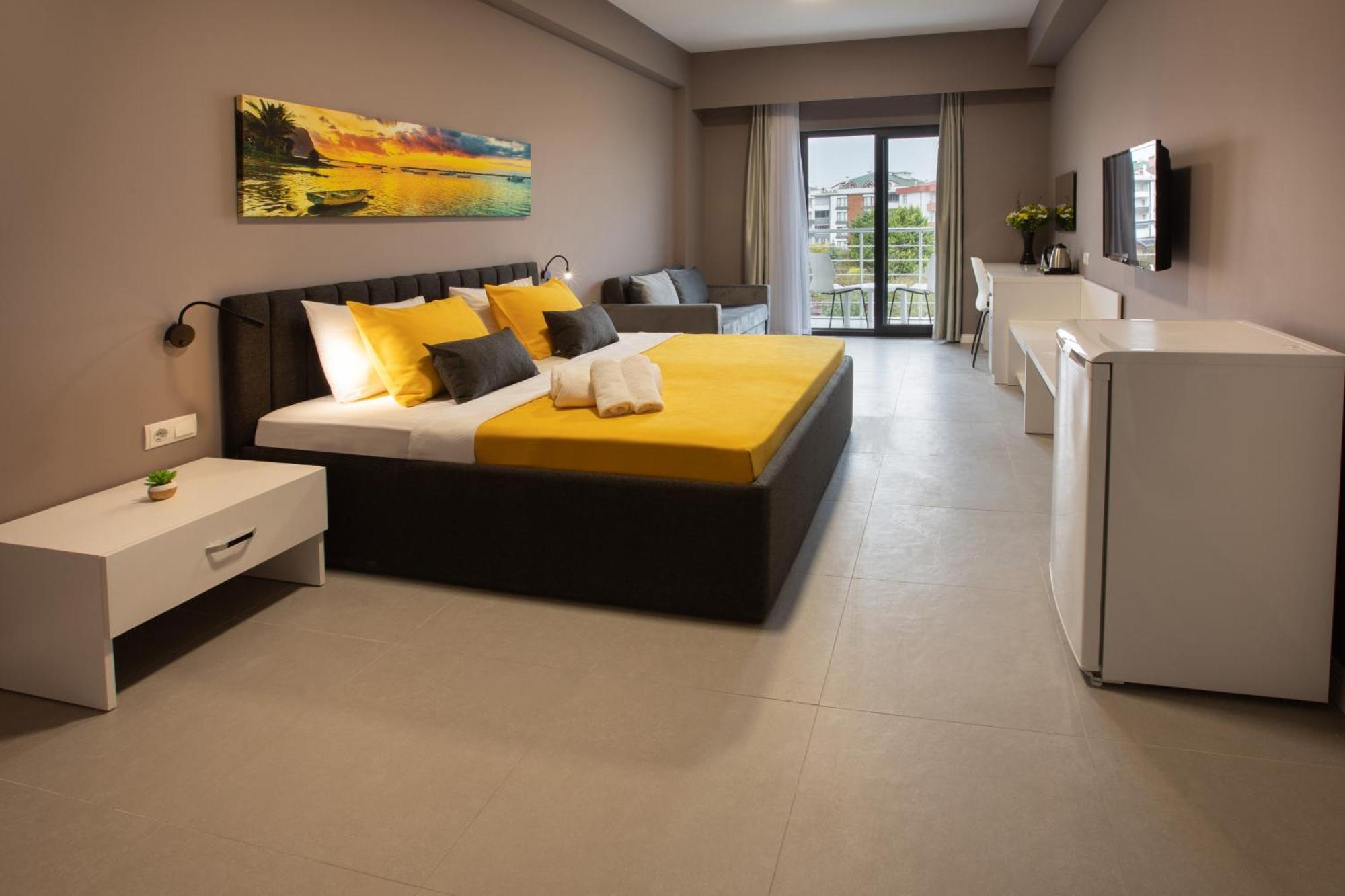 First Joy Hotel 特拉布宗 外观 照片