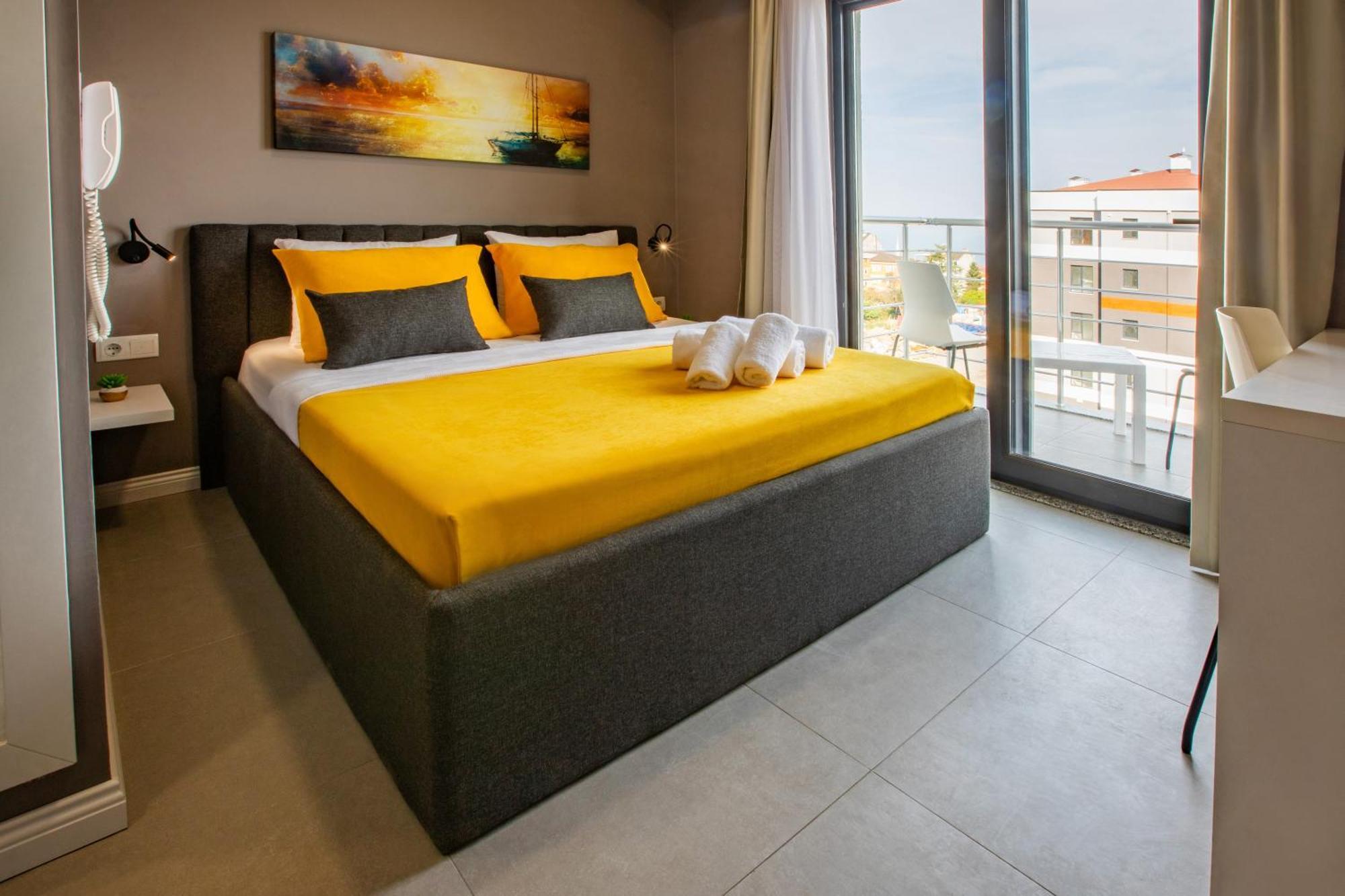 First Joy Hotel 特拉布宗 外观 照片