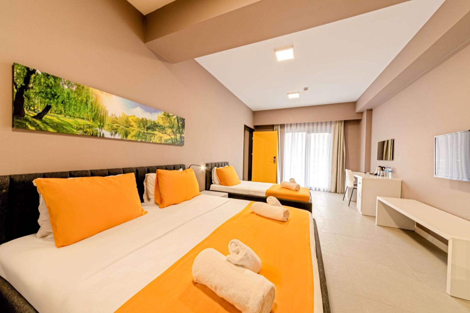 First Joy Hotel 特拉布宗 外观 照片