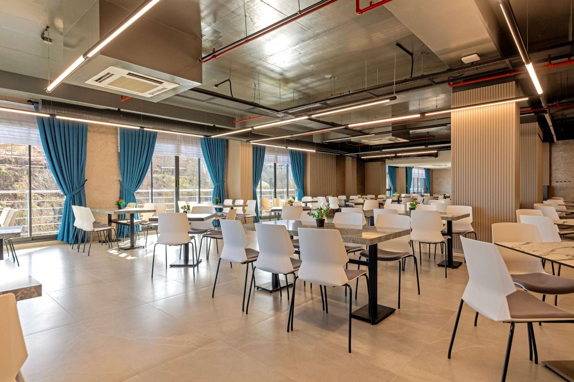 First Joy Hotel 特拉布宗 外观 照片